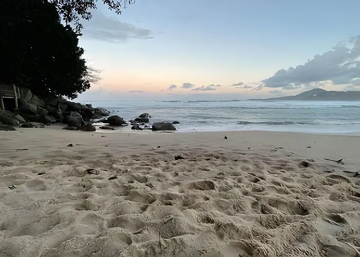 Apto 300M Da Praia Das Toninhas C/ Ar Condicionado Ubatuba